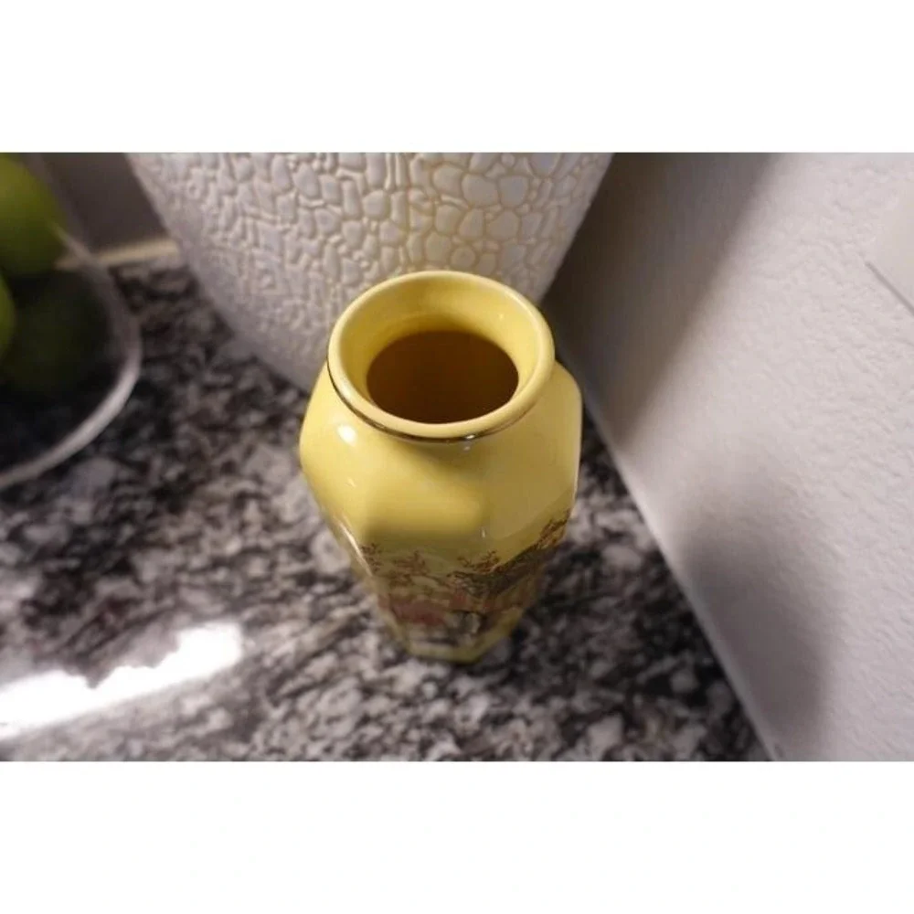 Vintage‎ Japanese Mustard Yellow Hexagonal Vase Gold Rickshaw Floral Art 6